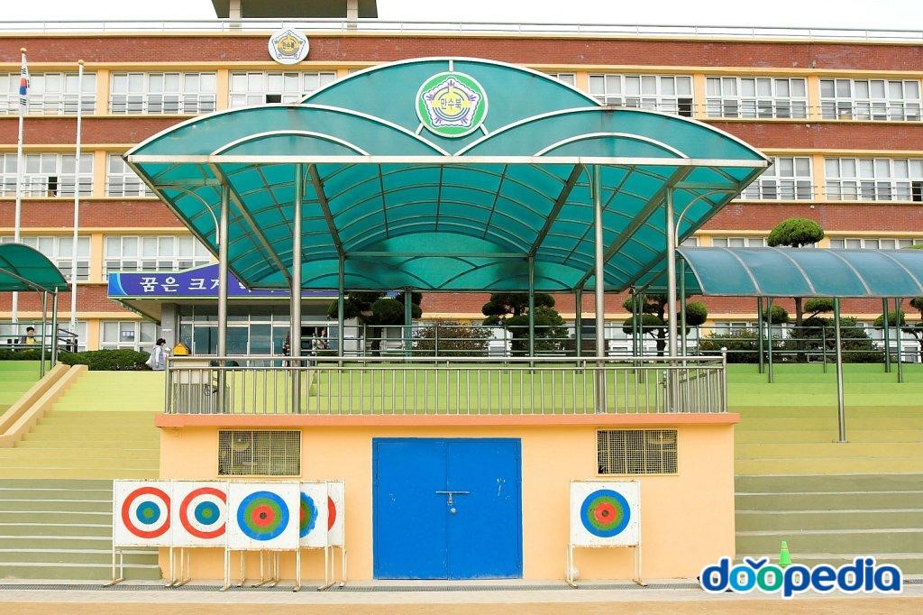 만수북초등학교 - 인천만수북초등학교 조회대
