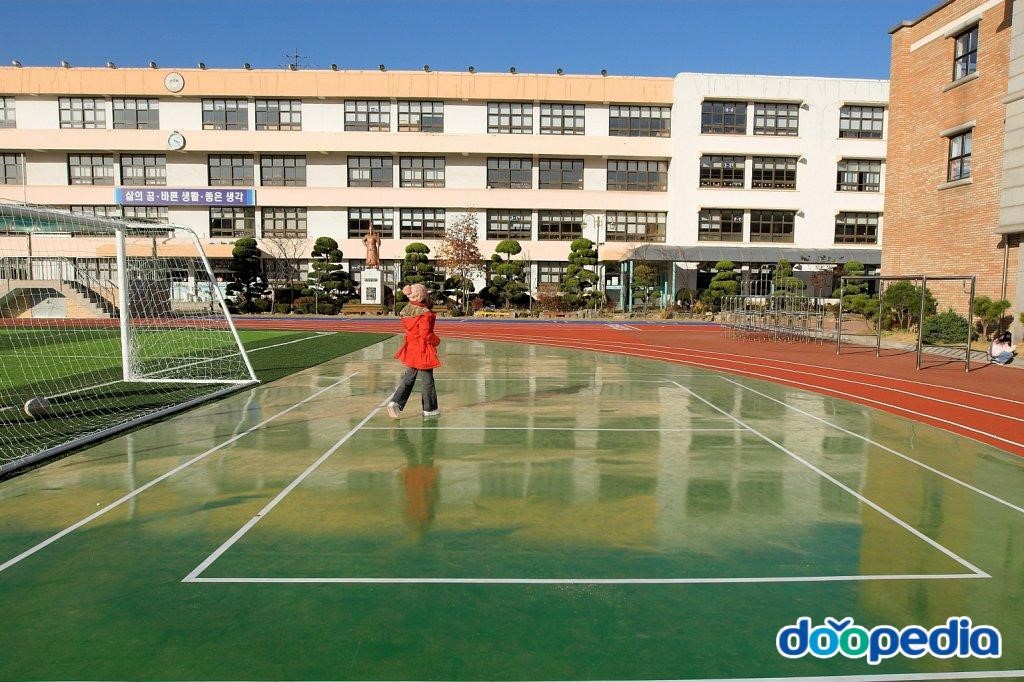 산곡북초등학교 - 산곡북초등학교 운동장