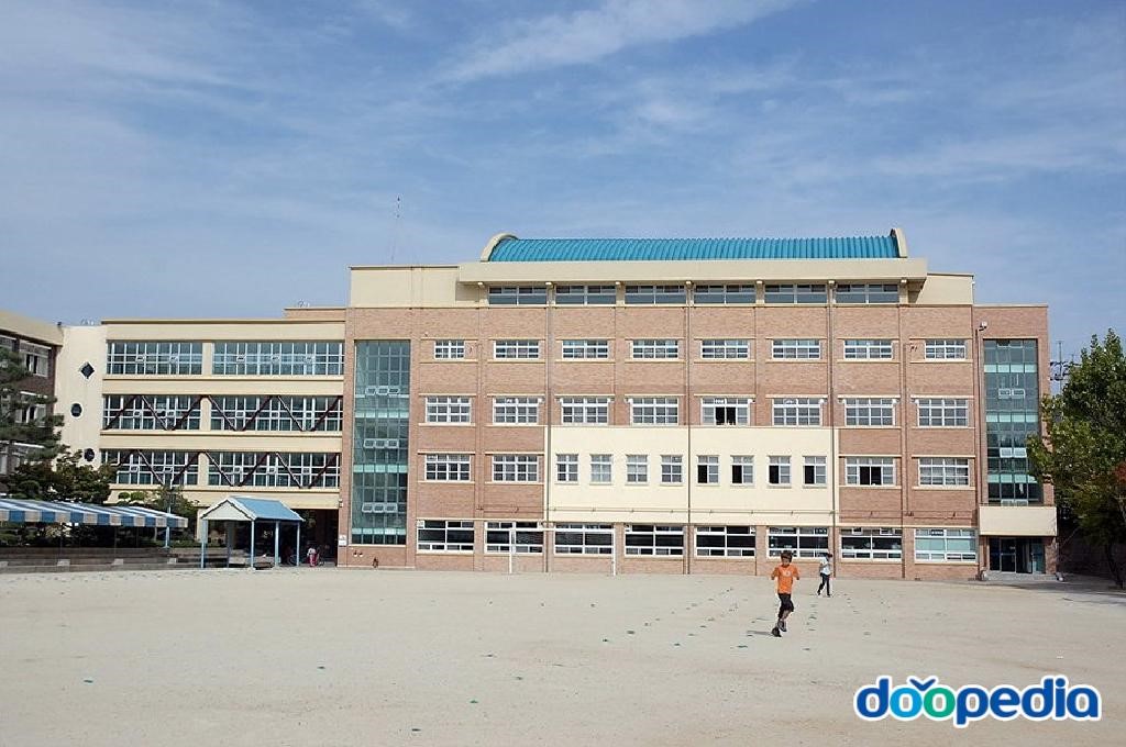 대전중원초등학교