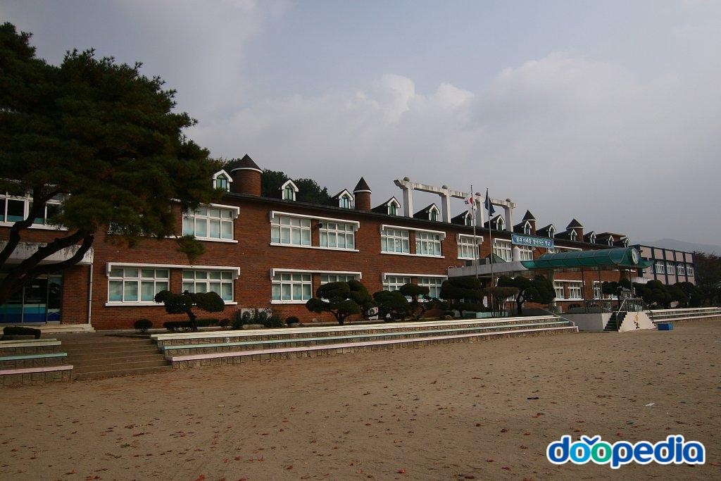 매산초등학교 - 매산초등학교 전경