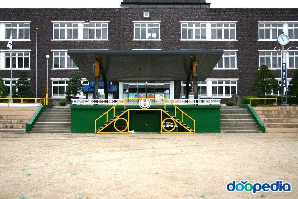 북원초등학교 - 북원초등학교 조회대