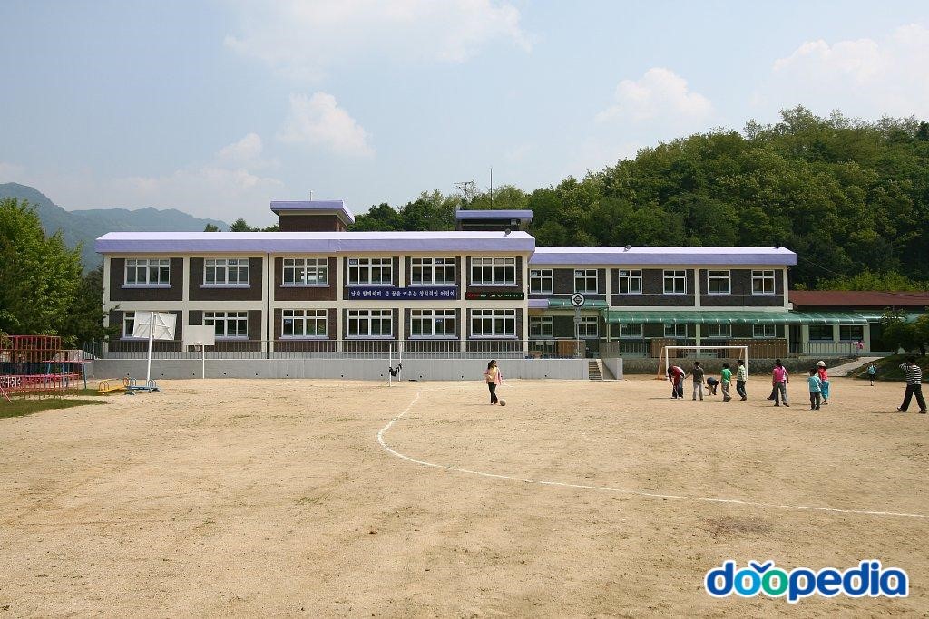 교학초등학교 - 교학초등학교 전경