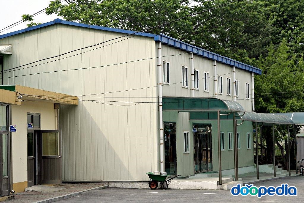 연하초등학교 - 연하초등학교 급식소