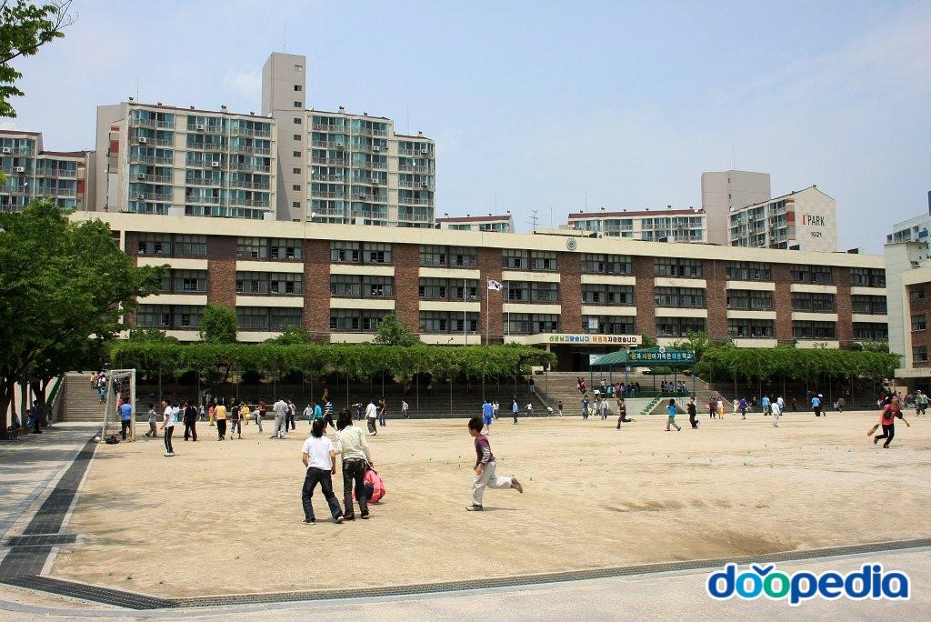 서울태릉초등학교