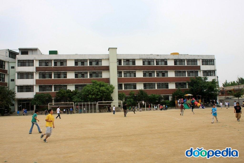 선곡초등학교