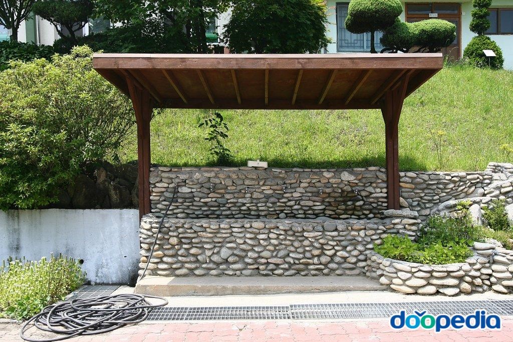 유현초등학교 - 유현초등학교 음수대