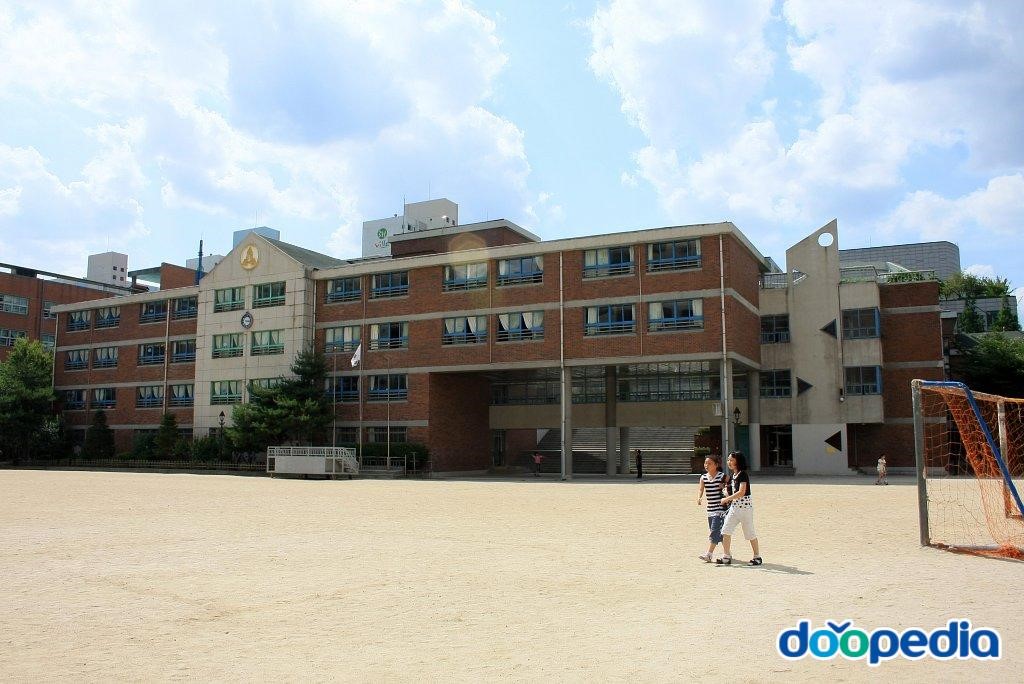 신현초등학교