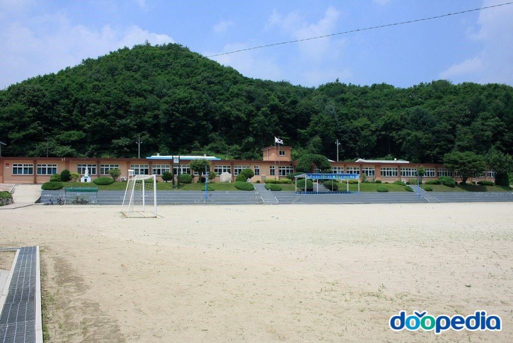 다목초등학교