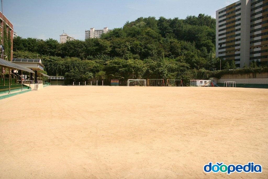 소일초등학교