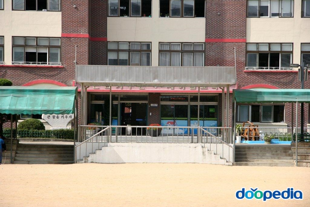부천여월초등학교 - 여월초등학교 조회대