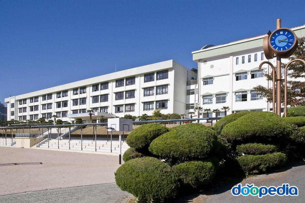 교동초등학교