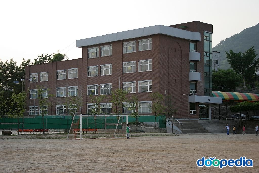 교동초등학교
