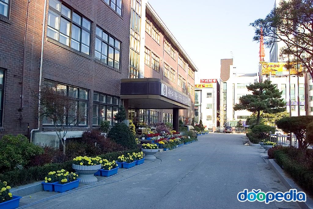 대전둔산초등학교