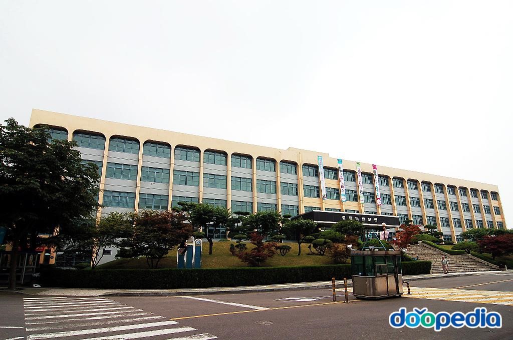 영남이공대학교 - 영남이공대학교-컴퓨터정보관