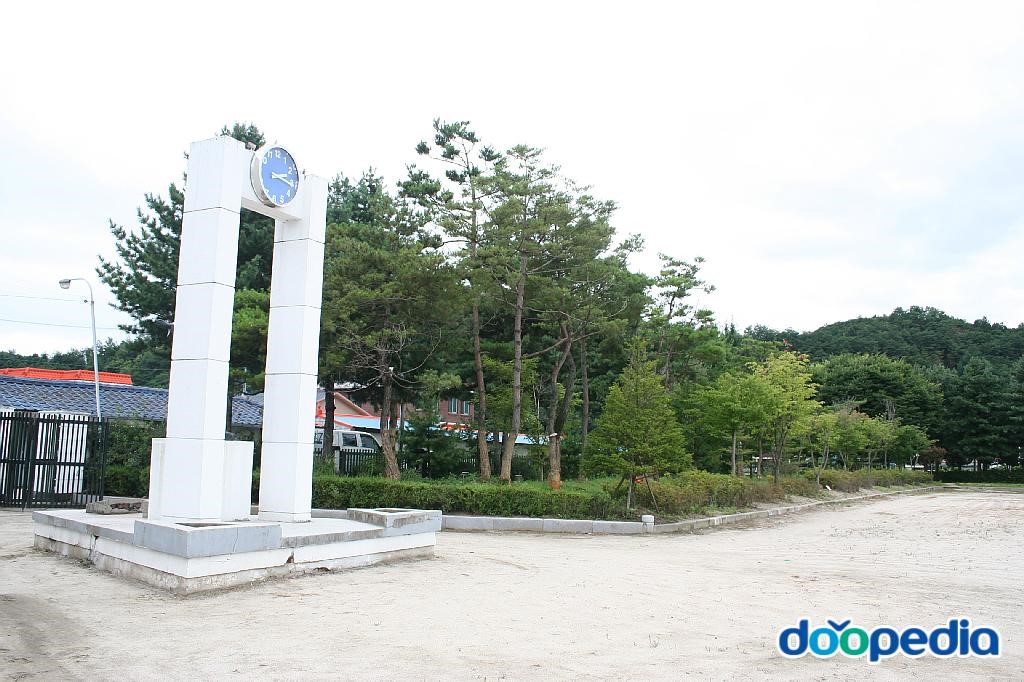 천전초등학교
