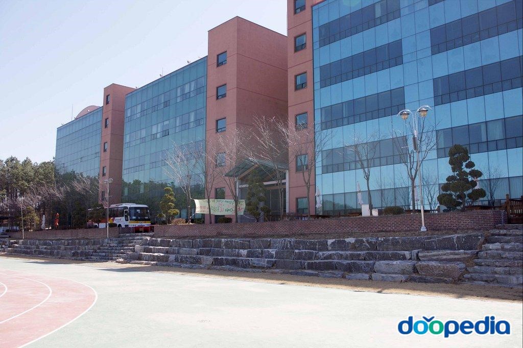 수원여자대학교
