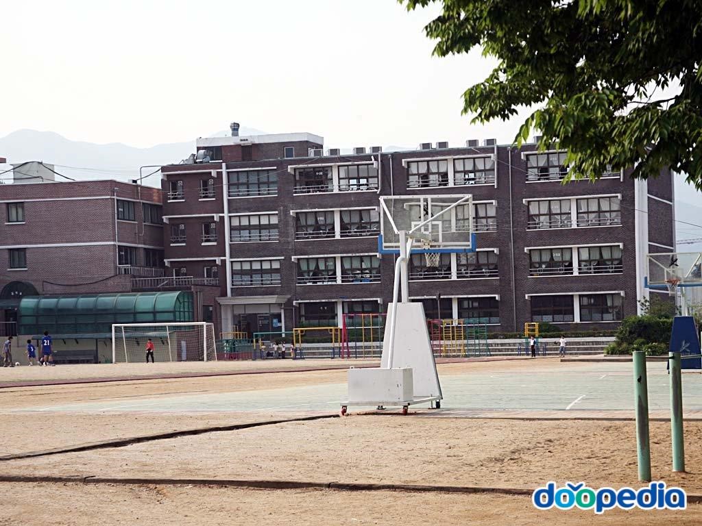 가평초등학교