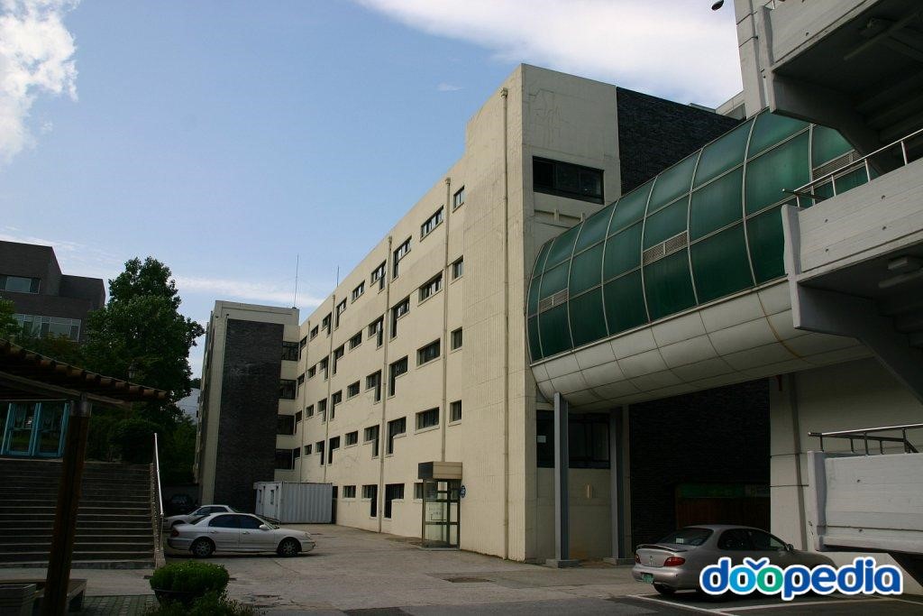 고려대학교 병설보건대학 - 구 고려대학교 보건과학대학 자유관
