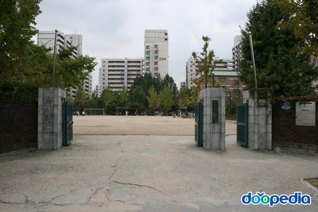 청계초등학교 - 서울청계초등학교 정문