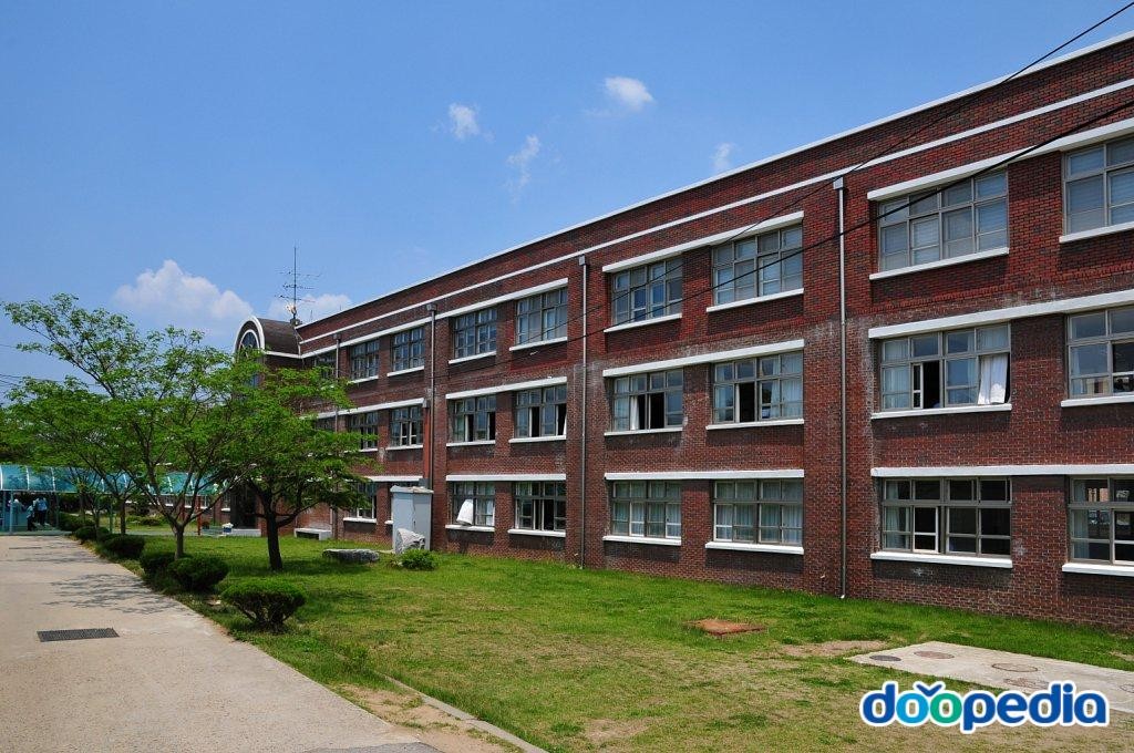 영신중학교