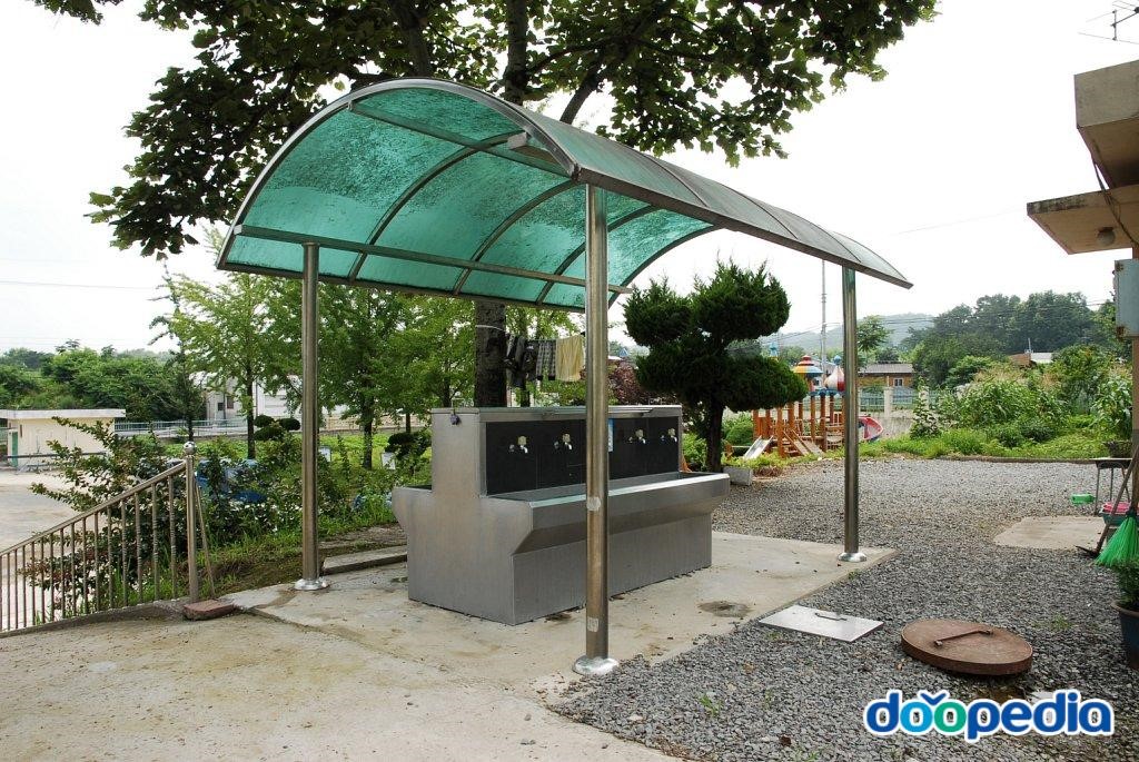 대동초등학교 - 대동초등학교 음수대