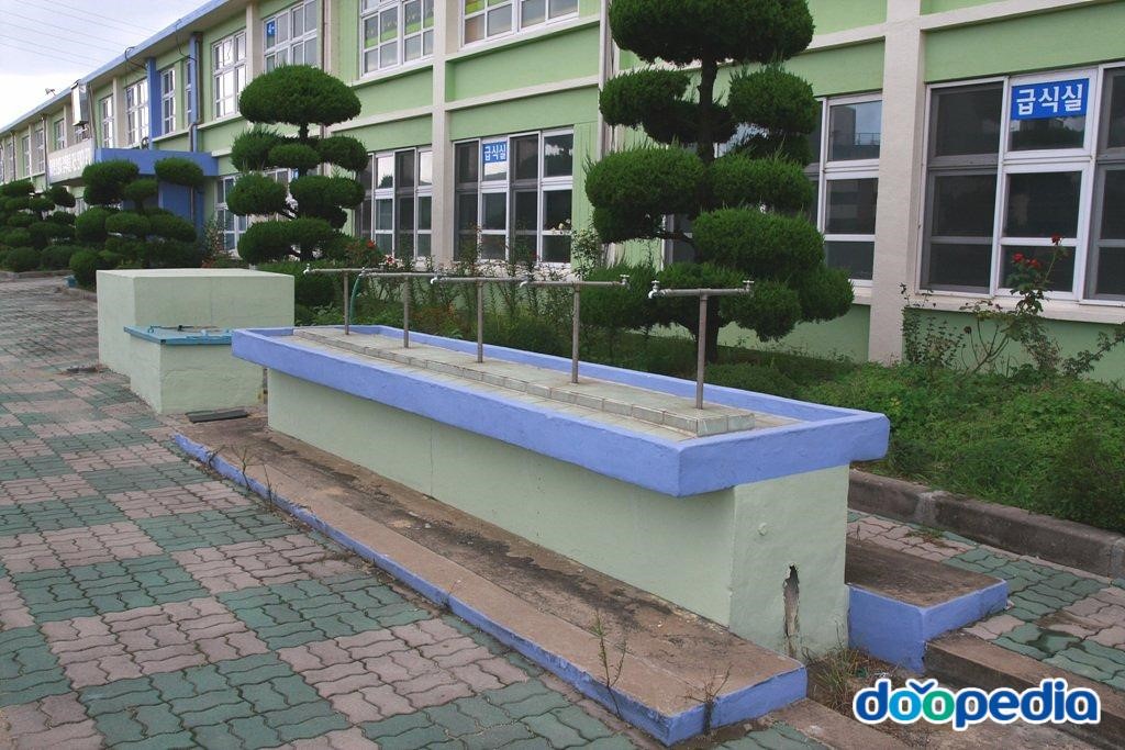 남성초등학교 - 남성초등학교 음수대