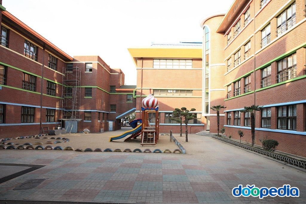 동명초등학교