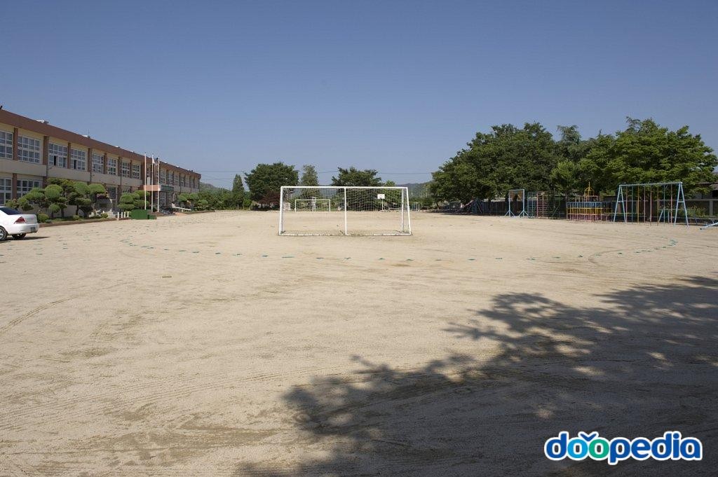 단촌초등학교 - 단촌초등학교 운동장