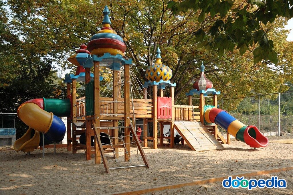 봉계초등학교 - 봉계초등학교 놀이터