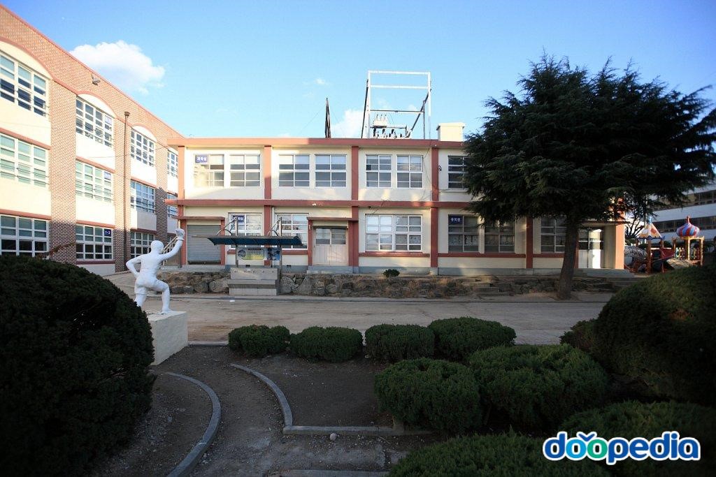 해남서초등학교