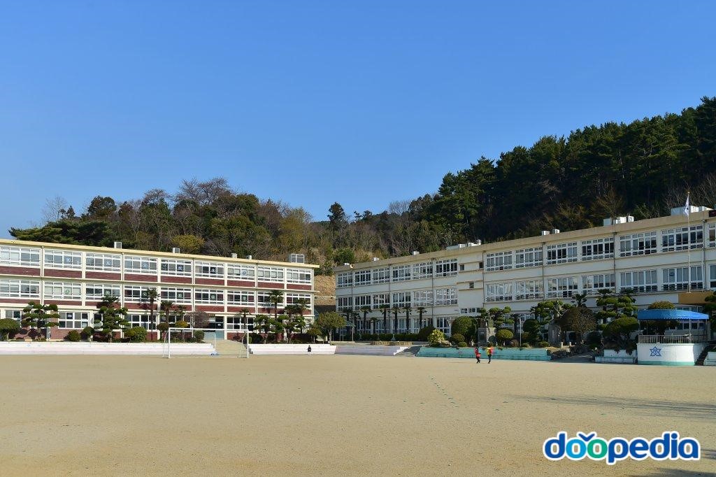 충렬초등학교