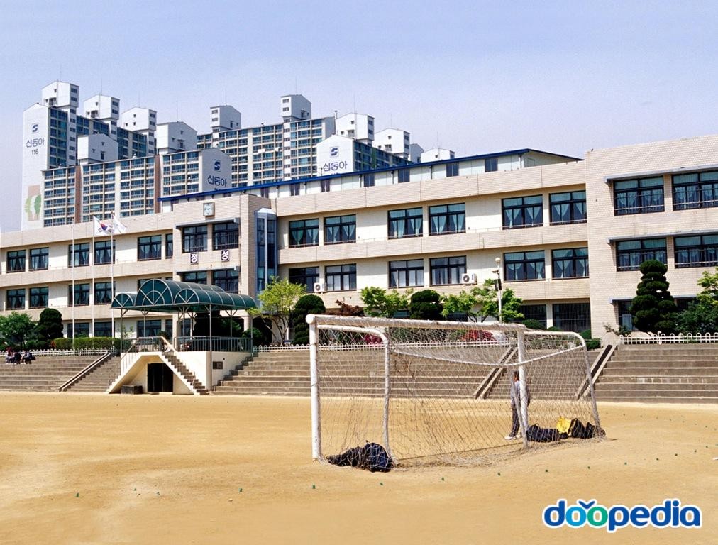 십정동 - 구 동암중학교 교사