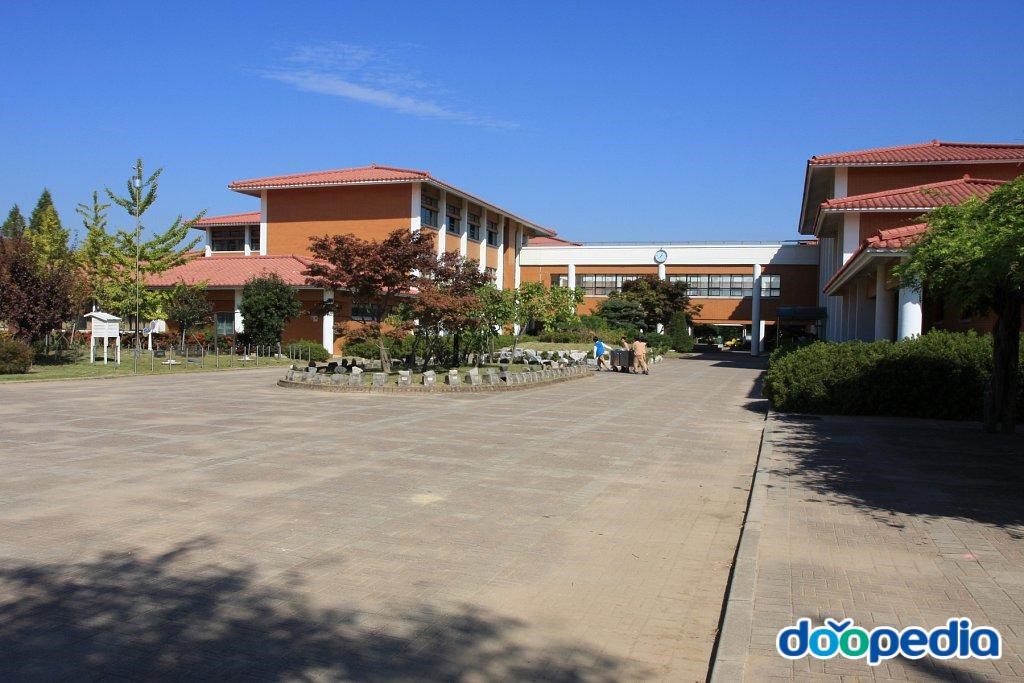 광양제철남초등학교