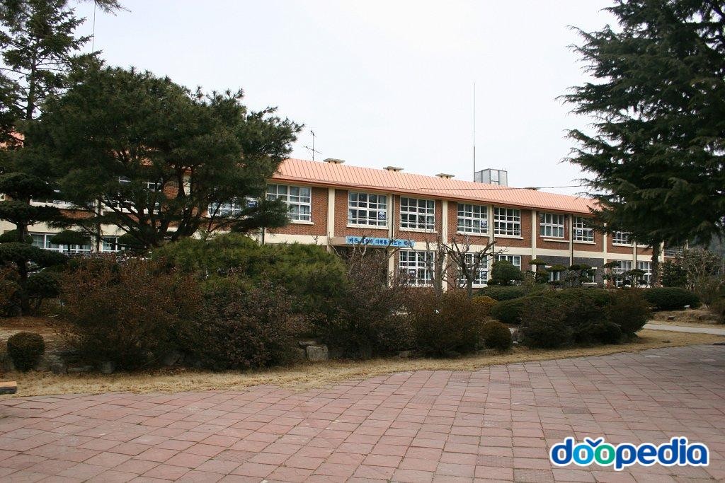교암초등학교