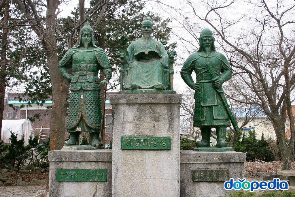 입암초등학교 - 입암초등학교 동상