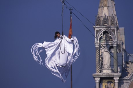 2007년 베네치아 카니발의 천사 강림