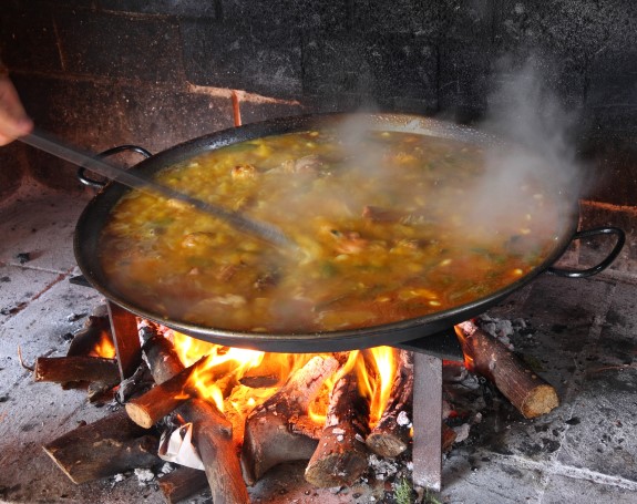 에스파냐 전통 음식인 파에야(paella)