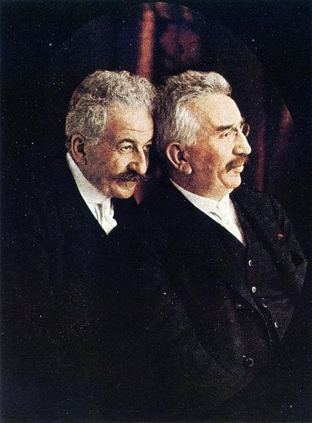 영상학 - 뤼미에르 형제(The Lumière  brothers-(left)Auguste Marie Louis Nicholas Lumière, 1862~1954, (right)Louis Jean... 