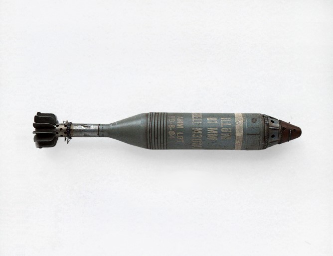 81mm 조명탄