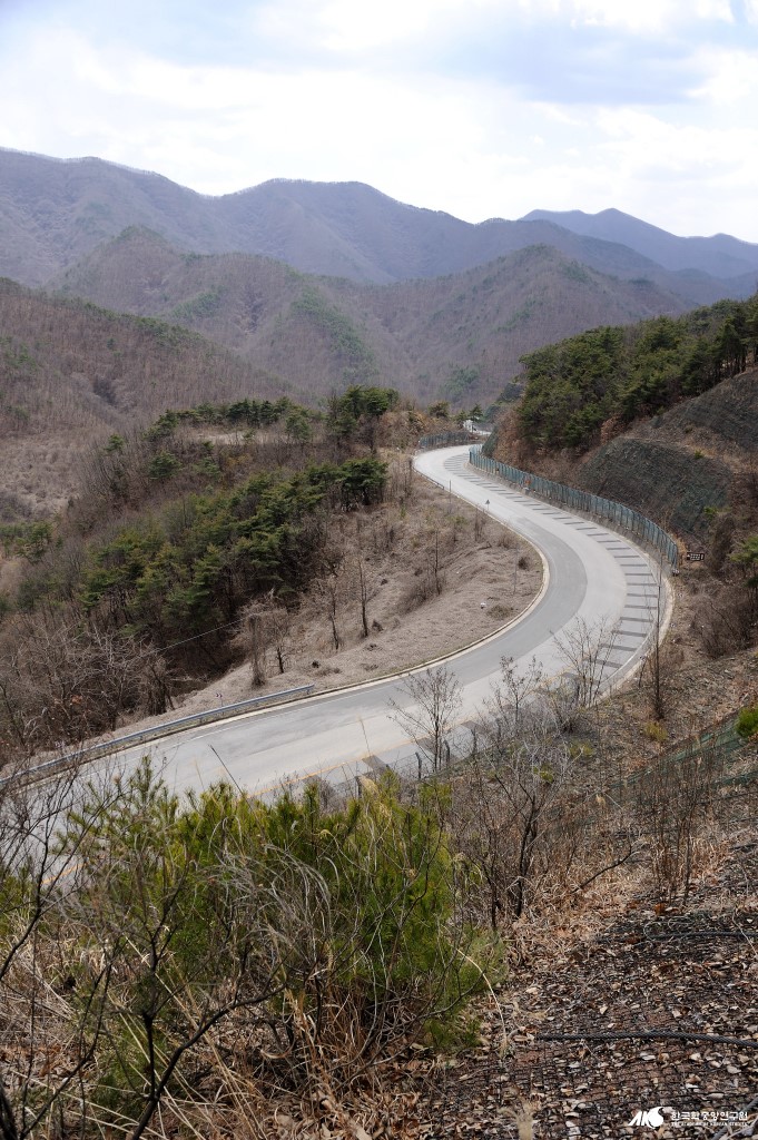 춘산면 - 화목재