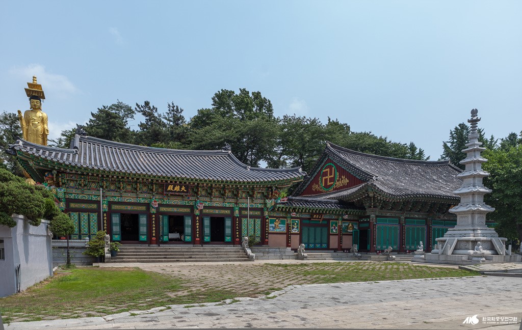 사찰 - 수도사 대웅전과 삼성각