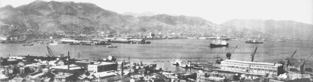 부산항 - 영도에서 바라본 북항