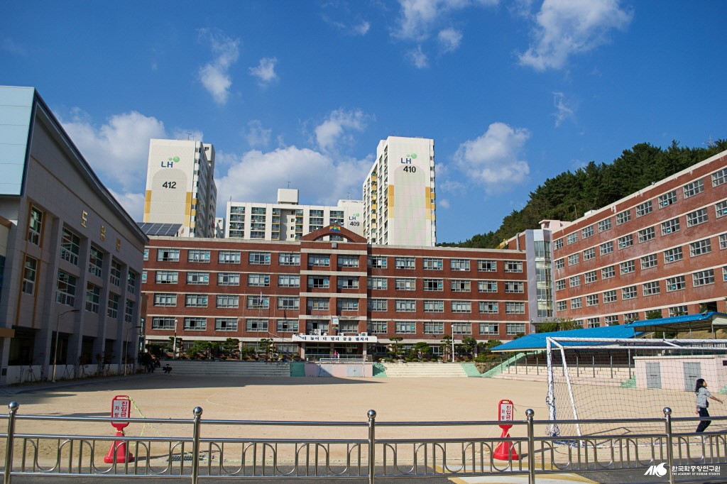 초등학교 - 신금초등학교