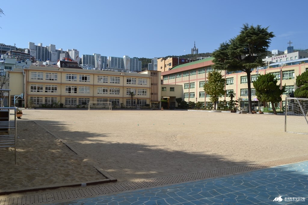 봉래초등학교