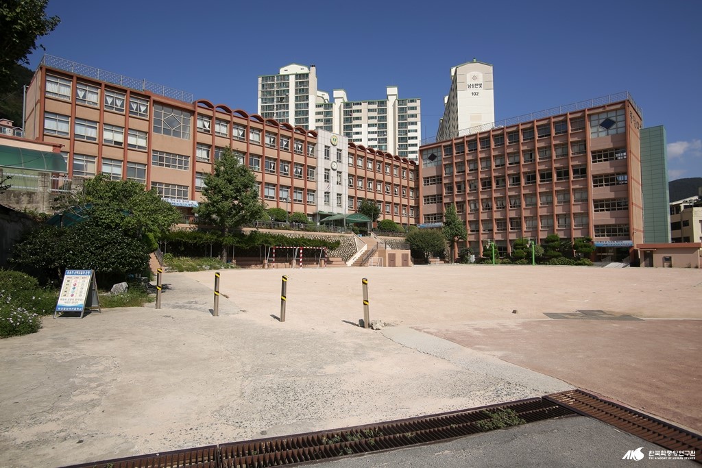 부산중앙여자중학교