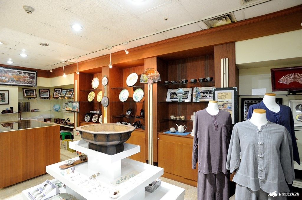 부산광역시 공예협동조합 - 부산광역시 공예협동조합 부산 공예품 전시 판매장