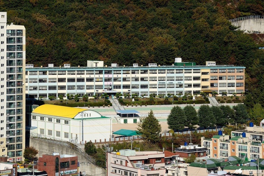 만덕초등학교