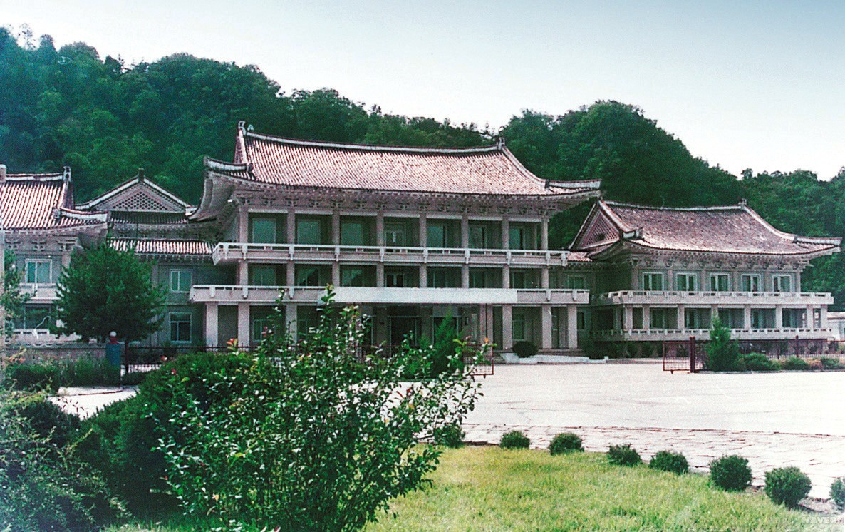 청천려관 - 향산군 향산청천여관