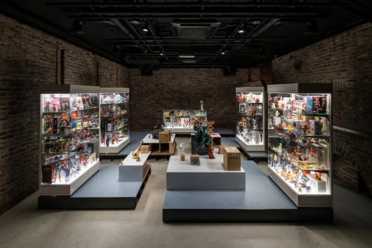 돈선필, [끽태점喫態店], 2019, 전시 전경