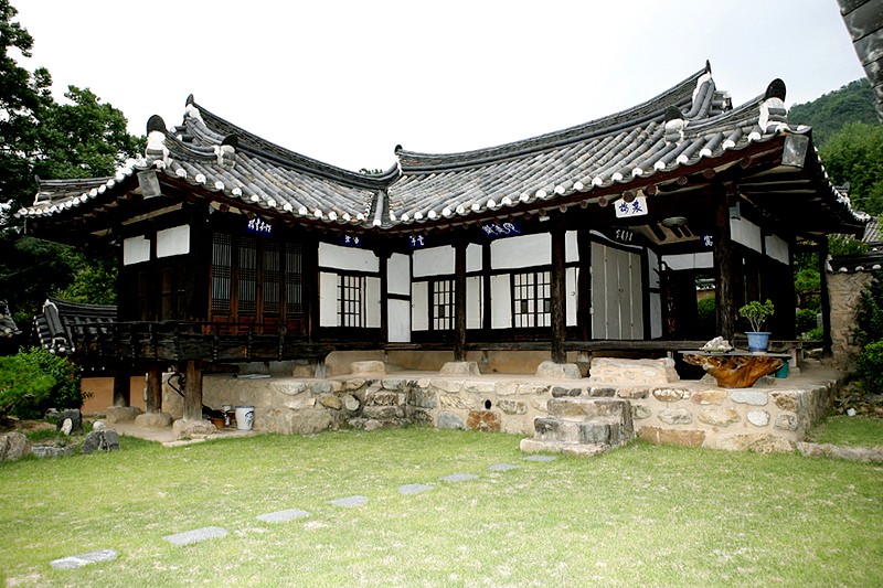 왕자 태실의 고을, 성주 - 응와종택 사랑채